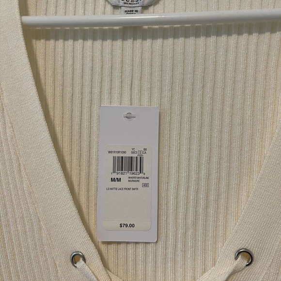 GUESS brand NEW. Medium. Long sleeve lace front sweater. Cream - Picture 4 of 6